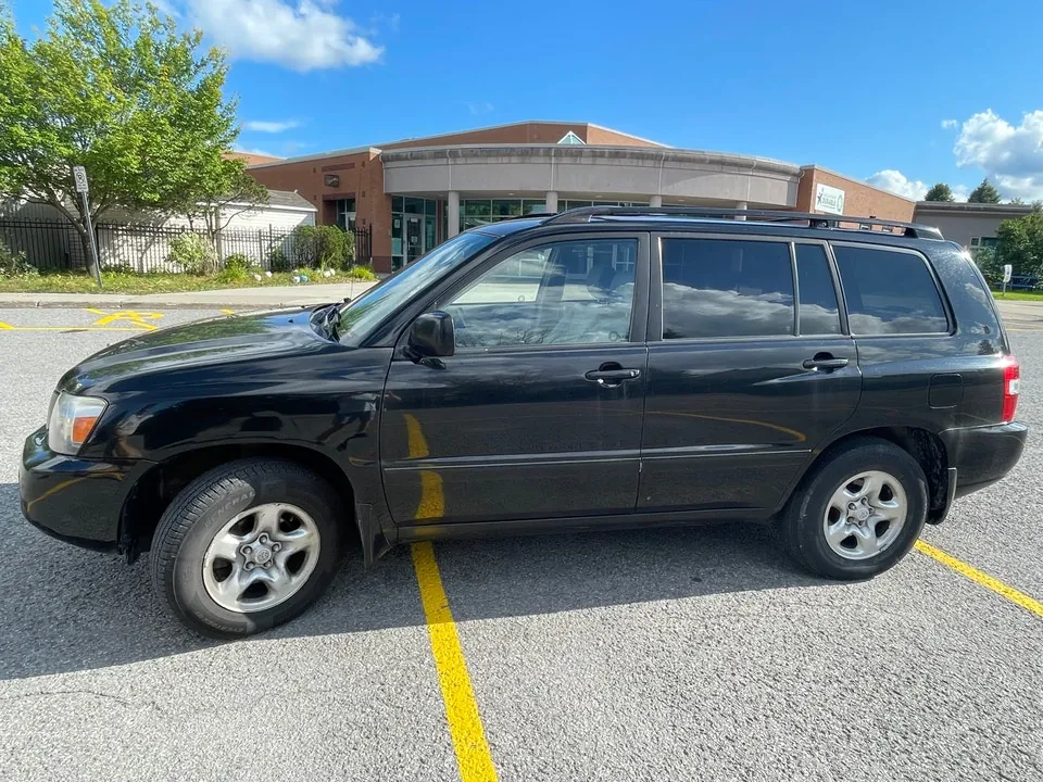 Toyota Highlander 2005 photo 2
