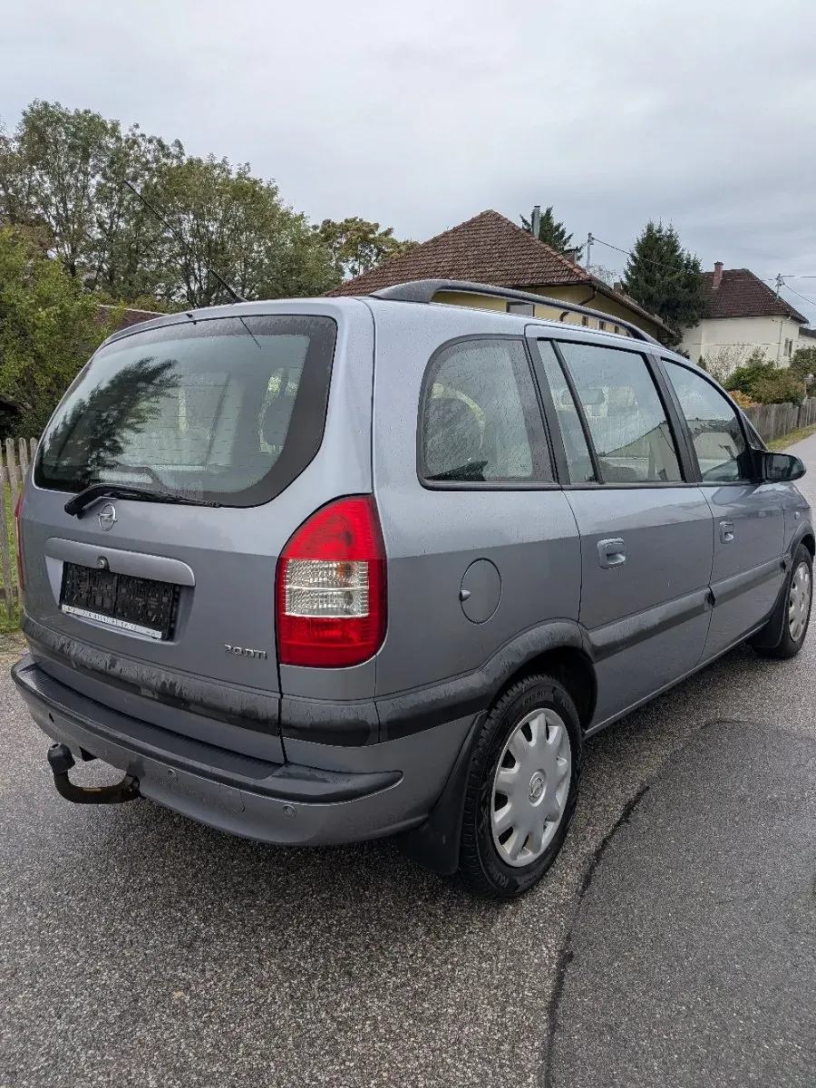 Opel Zafira 2003 photo 3