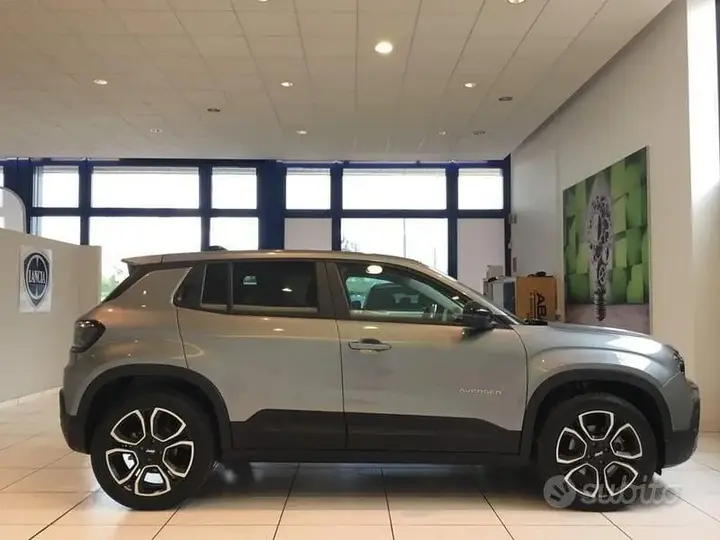 Jeep Avenger 2026 photo 2