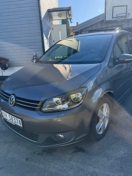Volkswagen Touran 2014 photo 3
