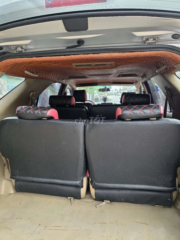 Toyota Fortuner 2011 photo 5
