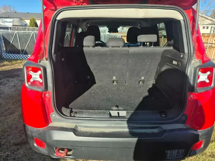 Jeep Renegade 2016 photo 4