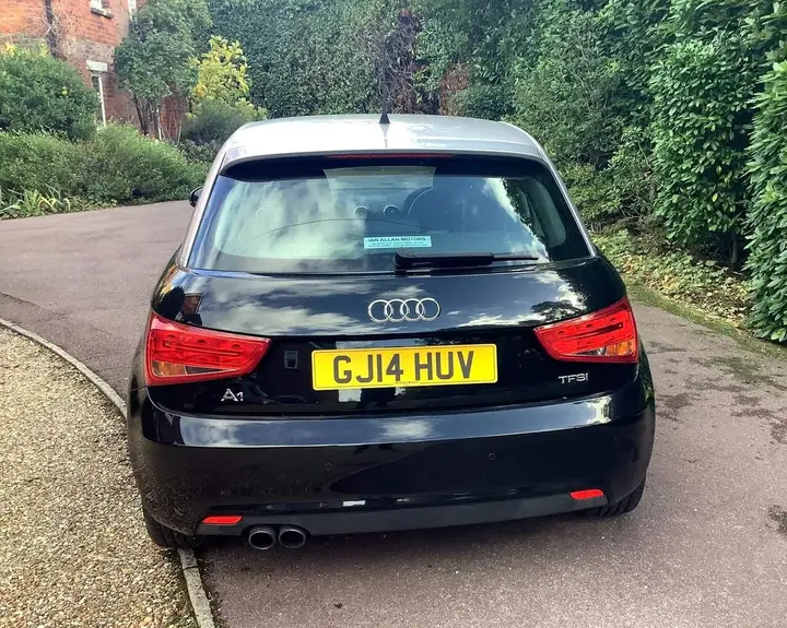 Audi A1 2014 photo 2