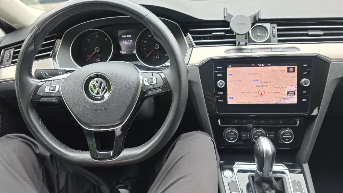 Volkswagen Passat 2019 photo 3