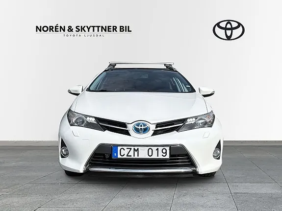 Toyota Auris 2014 photo 5