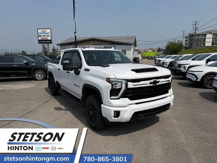Chevrolet Silverado 2500Hd 2024 photo 3