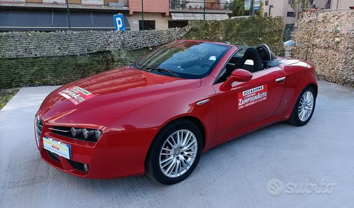 Alfa Romeo Spider 2009 photo 5