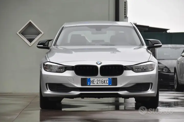 BMW 316I 2013 photo 2