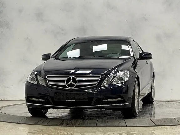 Mercedes-Benz E220 2011 photo 2