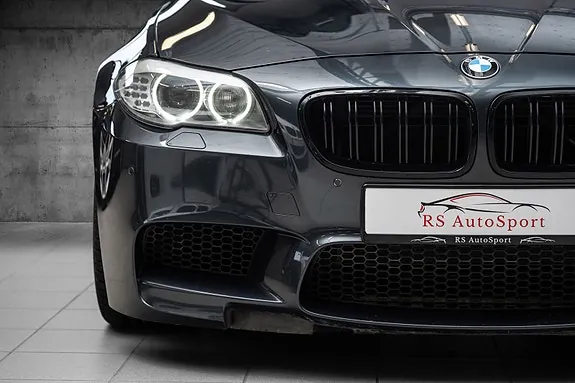 BMW M5 2012 photo 3