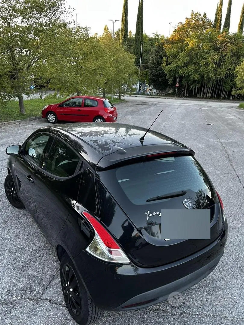 Lancia Ypsilon 2014 photo 3
