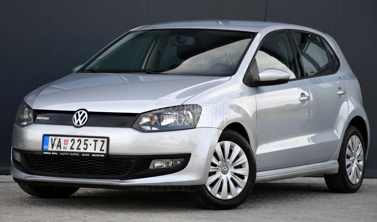 Volkswagen Polo 2010 photo 3