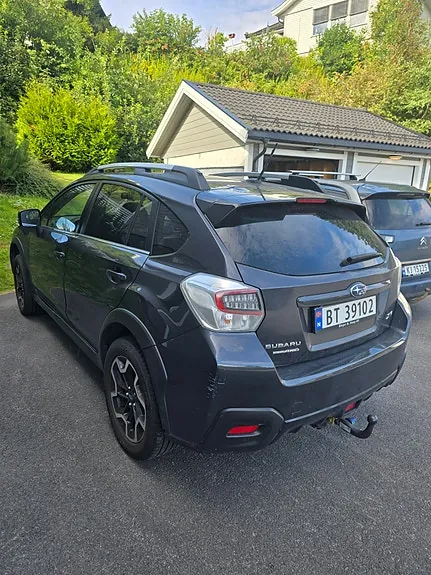 Subaru Xv 2016 photo 2