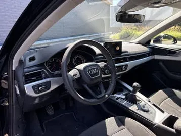 Audi A4 2016 photo 3