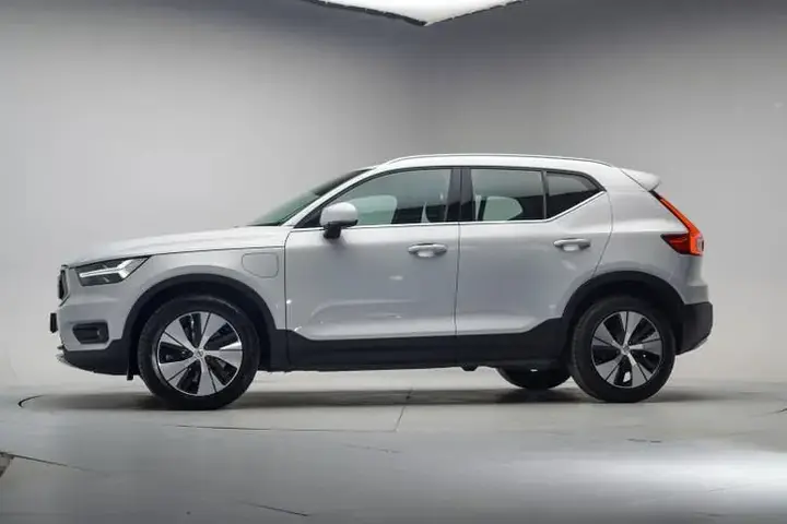 Volvo Xc40 2021 photo 2