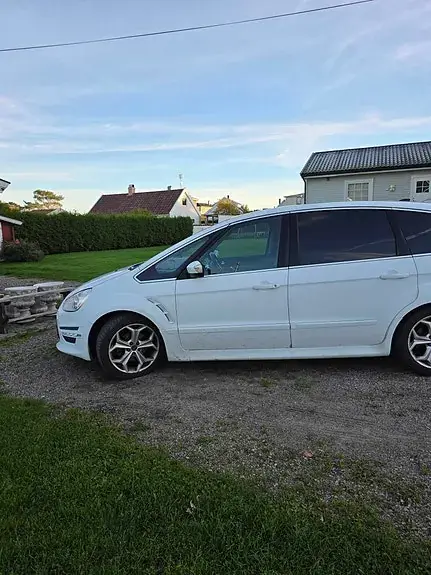Ford S-Max