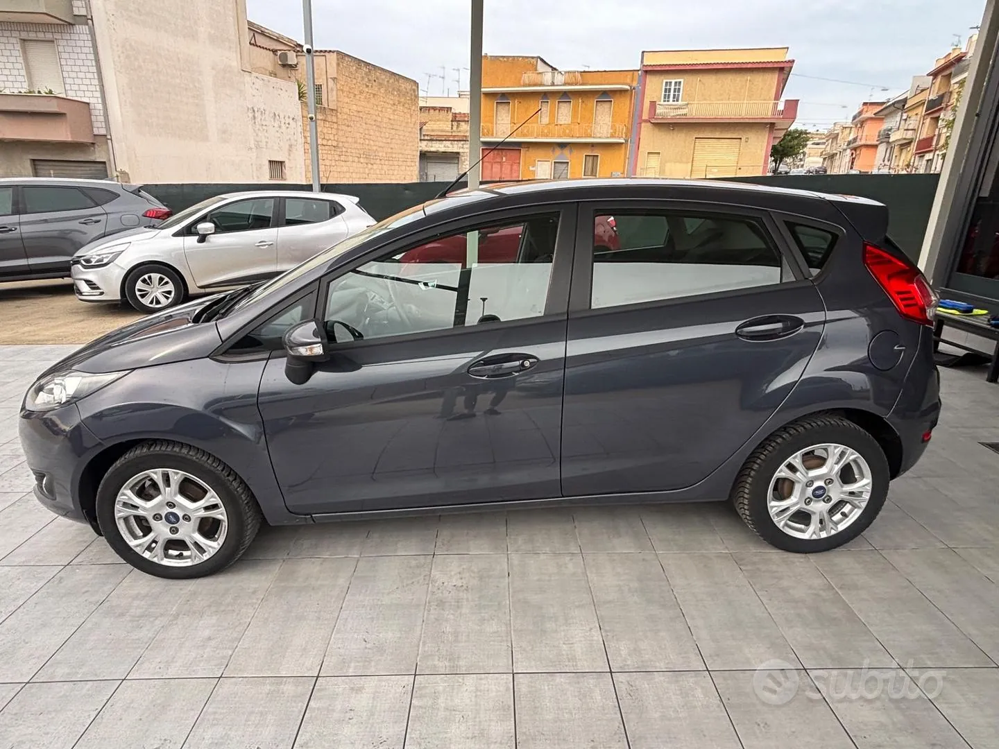 Ford Fiesta 2015 photo 4