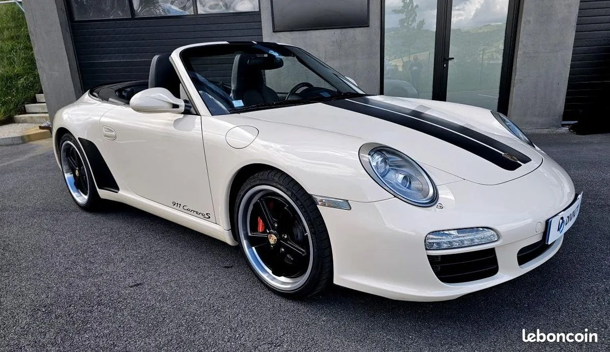 Porsche 911 2009 photo 2