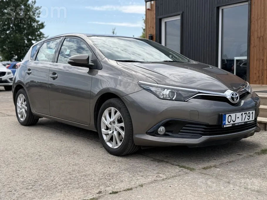 Toyota Auris