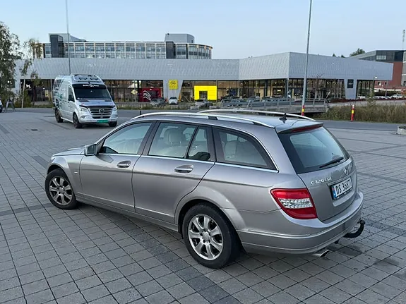 Mercedes-Benz C320 2009 photo 5