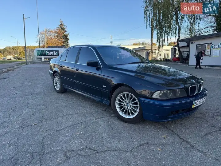 BMW 5 Series 2001 photo 2