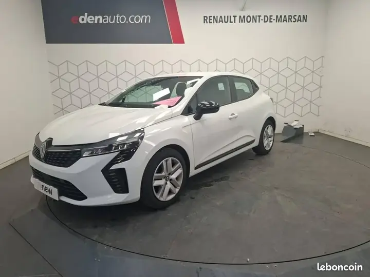 Renault Clio 2024 photo 2