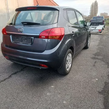Kia Venga 2016 photo 3