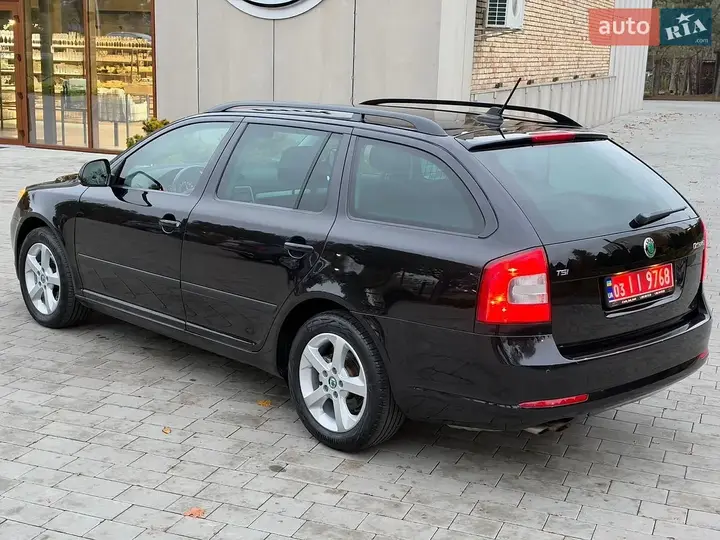 Skoda Octavia 2013 photo 3