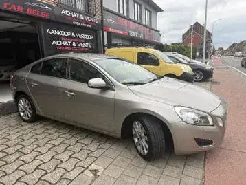 Volvo S60 2013 photo 3