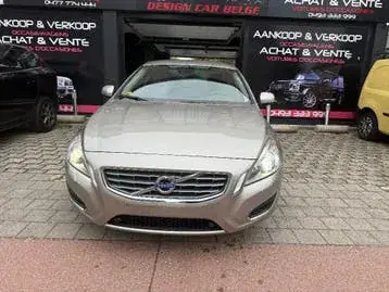 Volvo S60 2013 photo 2