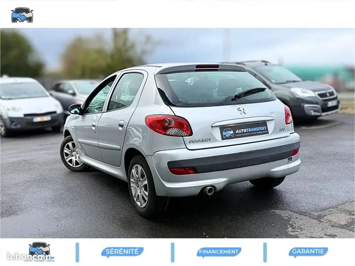 Peugeot 206 2009 photo 3