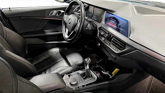 BMW 118I 2020 photo 3