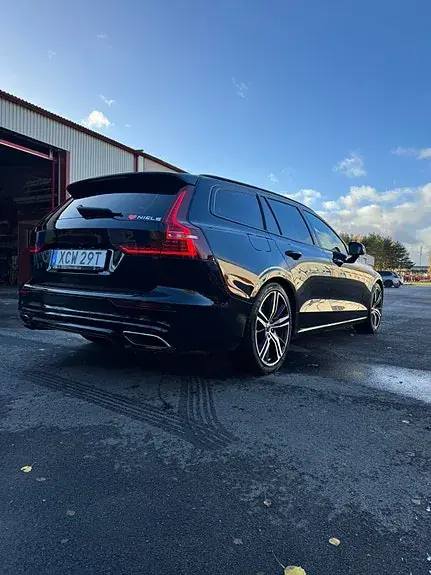 Volvo V60 2019 photo 3