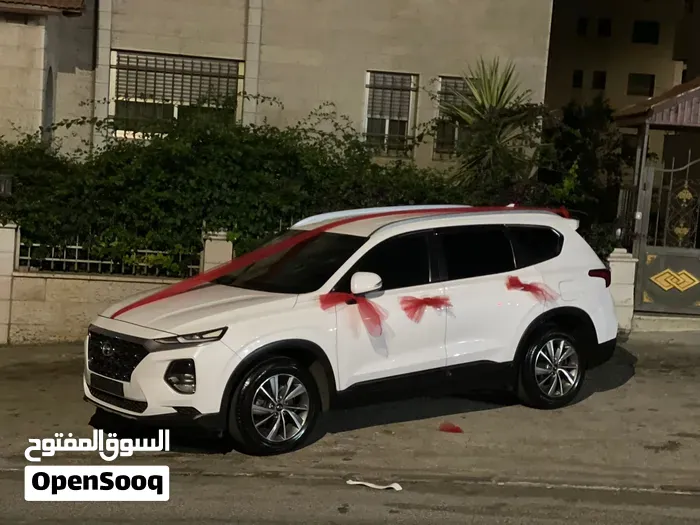 Hyundai Santa Fe 2018 photo 3
