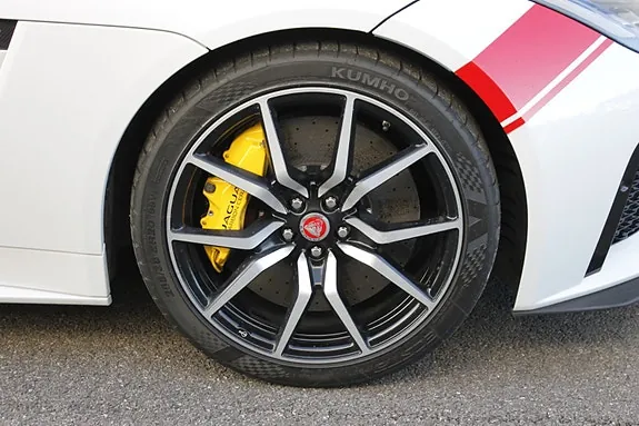 Jaguar F-Type 2020 photo 5