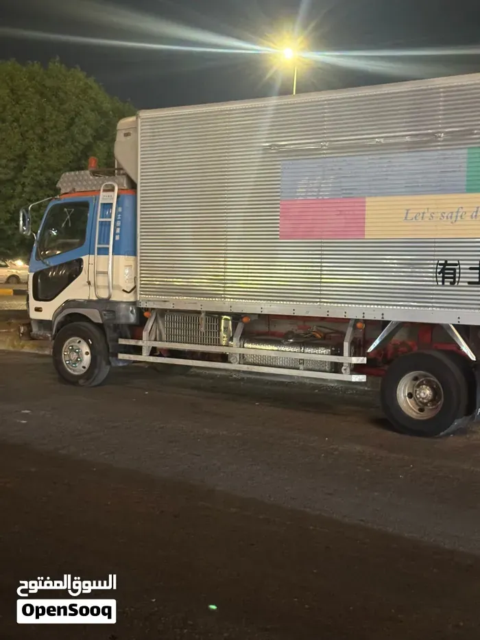 Mitsubishi Fuso Canter 2003 photo 4