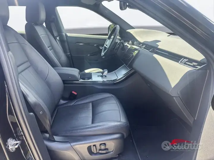 Land Rover Range Rover Evoque 2026 photo 3