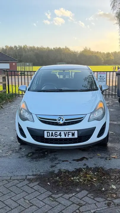Vauxhall Corsa 2014 photo 2