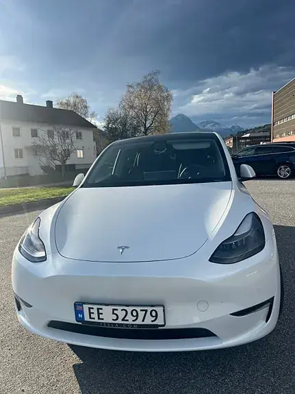 Tesla Model Y 2022 photo 4