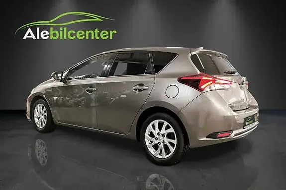 Toyota Auris 2016 photo 5
