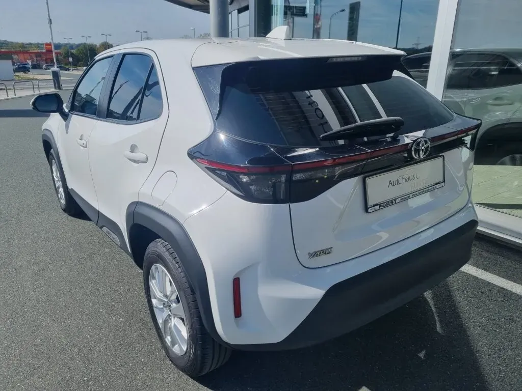 Toyota Yaris Cross 2023 photo 3