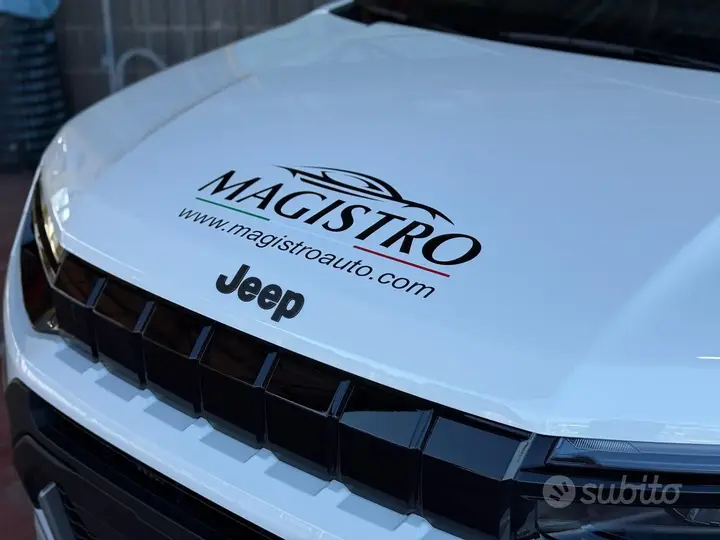 Jeep Avenger photo 3