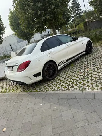 Mercedes-Benz C63S Amg