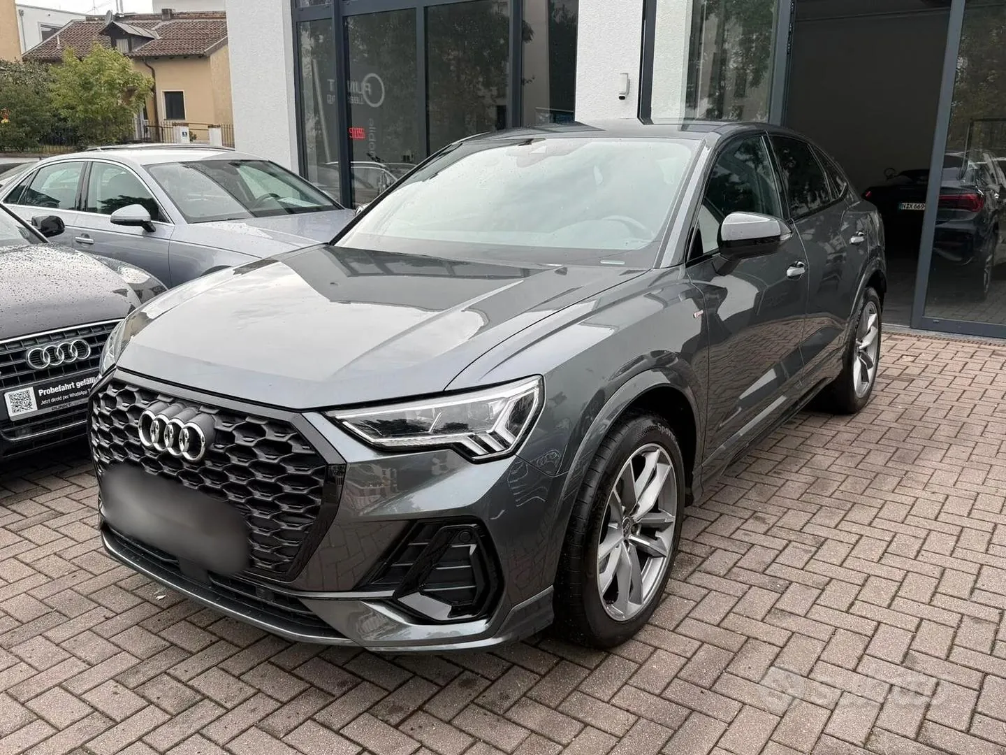 Audi Q3 2022 photo 2