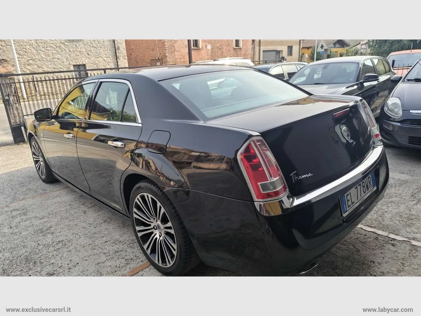 Lancia Thema 2012 photo 4