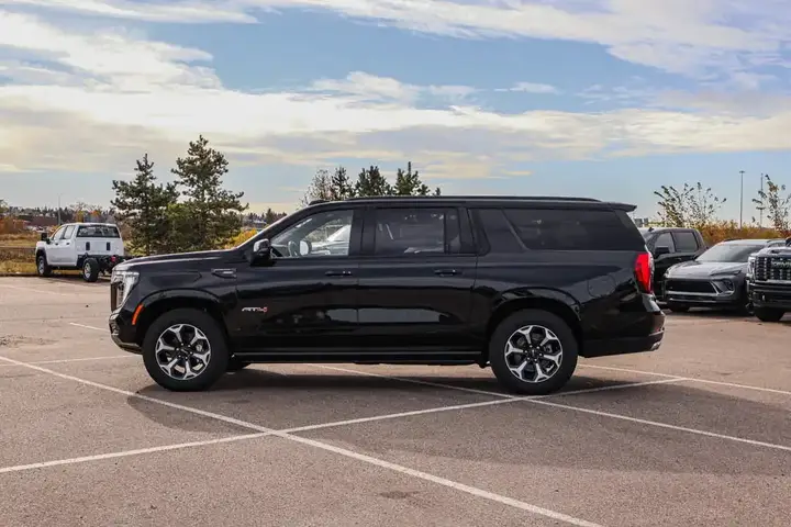 GMC Yukon 2027 photo 5