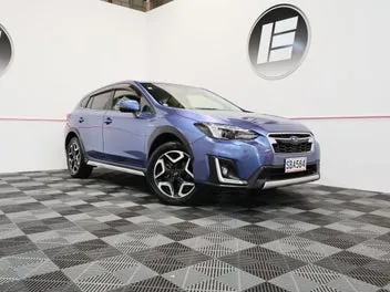 Subaru Xv 2018 photo 2