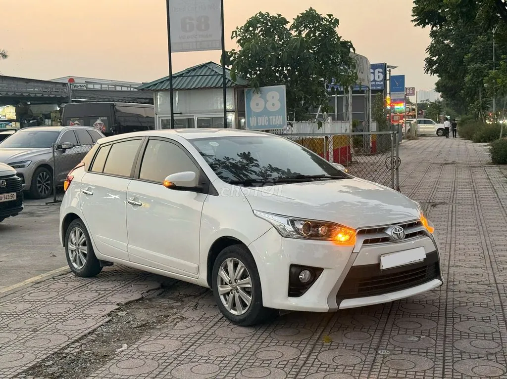 Toyota Yaris 2016 photo 2