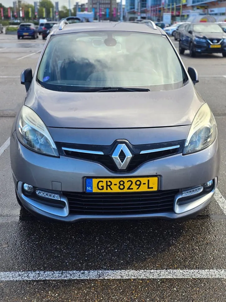 Renault Grand Scenic 2014 photo 2