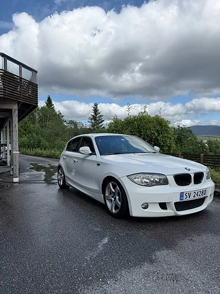 BMW 116I 2010 photo 4